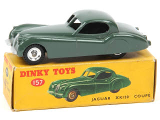 Lot 256 - DINKY TOYS (GB) (1)