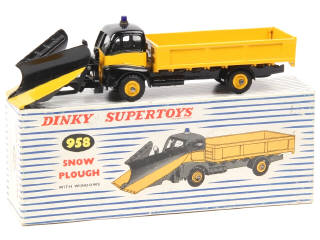 Lot 344 - DINKY TOYS (GB) (1)