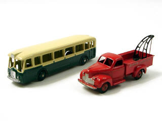 Lot 245 - DINKY TOYS FRANCE (2)