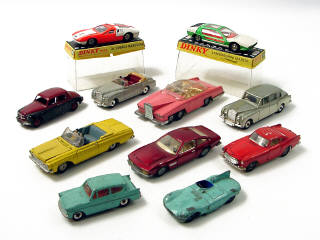 Lot 273 - NICKYTOYS & DINKY TOYS (11)