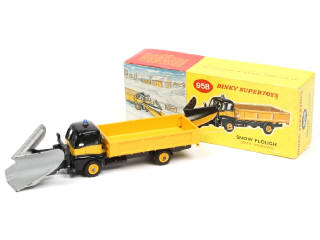 Lot 386 - DINKY TOYS (GB) (1)