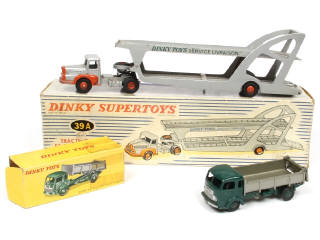 Lot 455 - DINKY TOYS (FRANCE) (2)