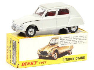 Lot 412 - DINKY TOYS (FRANCE) (1)