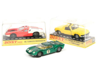 Lot 391 - DINKY TOYS (GB) (3)