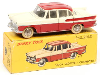 Lot 406 - DINKY TOYS (FRANCE) (1)