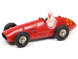 Lot 397 - DINKY TOYS (FRANCE) (1)
