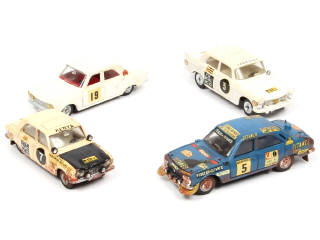 Lot 461 - DINKY TOYS (FRANCE) (4)