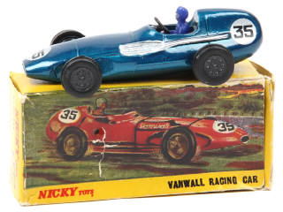 Lot 482 - NICKYTOYS (INDE) (1)