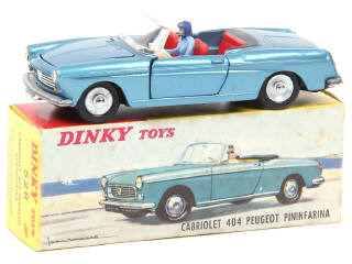 Lot 564 - DINKY TOYS (FRANCE) (1)