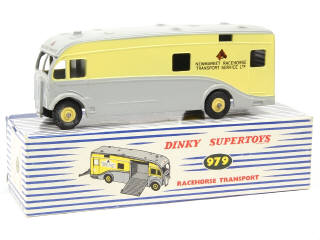 Lot 515 - DINKY TOYS (GB) (1)