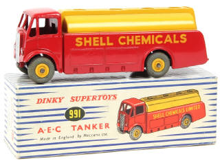Lot 517 - DINKY TOYS (GB) (1)