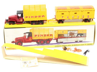 Lot 617 - DINKY TOYS (FRANCE) (1)