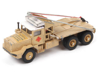Lot 593 - DINKY TOYS (FRANCE) (1)