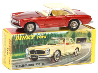 Lot 329 - DINKY TOYS (FRANCE) (1)