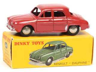Lot 322 - DINKY TOYS (FRANCE) (1)