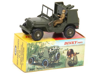 Lot 380 - DINKY TOYS (FRANCE) (1)