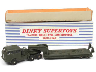 Lot 388 - DINKY TOYS (FRANCE) (1)