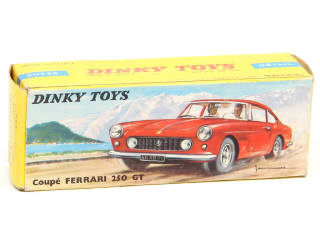 Lot 281 - DINKY TOYS (FRANCE) (1)