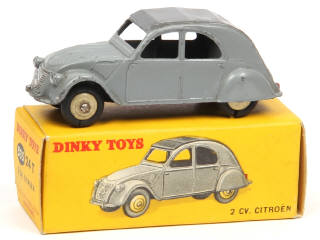 Lot 314 - DINKY TOYS (FRANCE) (1)