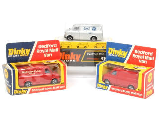 Lot 258 - DINKY TOYS (GB) (3)