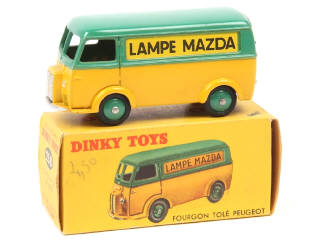Lot 566 - DINKY TOYS (FRANCE) (1)