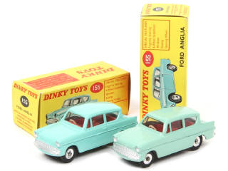 Lot 375 - DINKY TOYS (GB) (2)