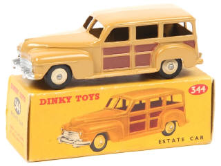 Lot 374 - DINKY TOYS (GB) (1)