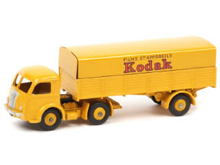 Lot 559 - DINKY TOYS (FRANCE) (1)