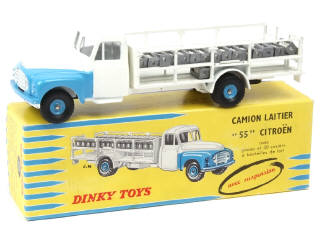 Lot 611 - DINKY TOYS (FRANCE) (1)