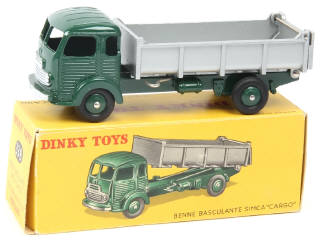 Lot 586 - DINKY TOYS (FRANCE) (1)