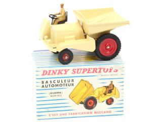 Lot 634 - DINKY TOYS (FRANCE) (1)