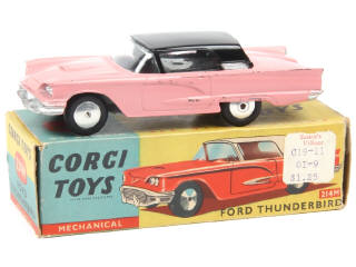 Lot 335 - CORGI TOYS (GB) (1)
