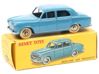 Lot 429 - DINKY TOYS (FRANCE) (1)