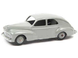 Lot 413 - DINKY TOYS (FRANCE) (1)