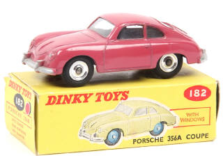 Lot 370 - DINKY TOYS (GB) (1)