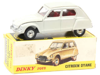 Lot 546 - DINKY TOYS (FRANCE) (1)