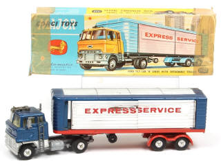 Lot 305 - CORGI TOYS (GB) (1)