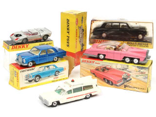 Lot 255 - DINKY TOYS (GB) (5)