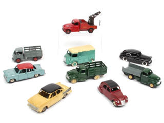Lot 396 - DINKY TOYS (FRANCE) (9)