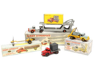 Lot 376 - DINKY TOYS (FRANCE) (4)