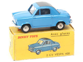 Lot 611 - DINKY TOYS (FRANCE) (1)
