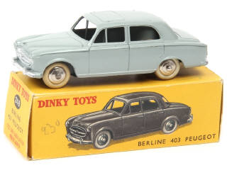 Lot 606 - DINKY TOYS (FRANCE) (1)