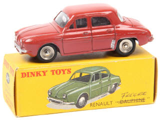 Lot 624 - DINKY TOYS (FRANCE) (1)