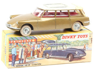 Lot 667 - DINKY TOYS (FRANCE) (1)