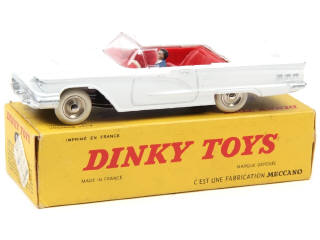 Lot 645 - DINKY TOYS (FRANCE) (1)