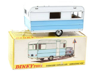 Lot 716 - DINKY TOYS (FRANCE) (1)