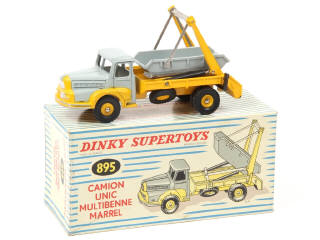 Lot 693 - DINKY TOYS (FRANCE) (1)