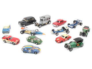 Lot 361 - CORGI TOYS (GB) (13)