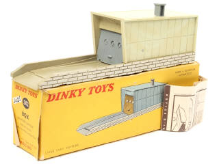 Lot 388 - DINKY TOYS (FRANCE) (1)
