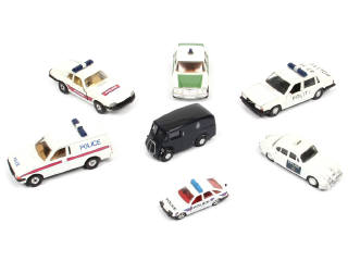 Lot 414 - CORGI TOYS (GB) (8)